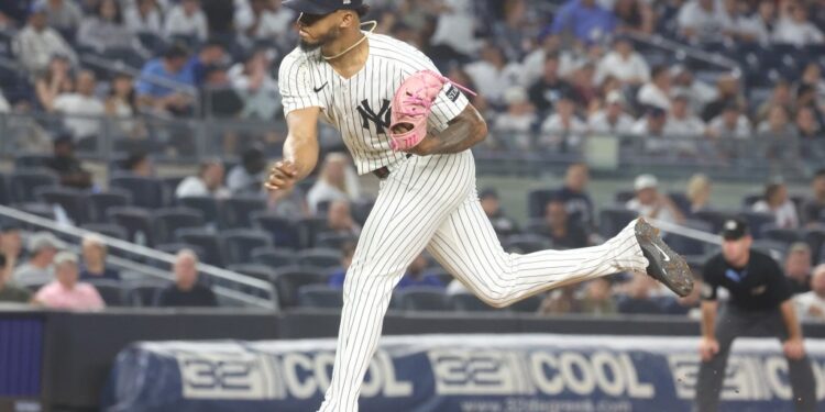 Camilo Doval, making a pitch during a game against the Blue Jays earlier this month, struggled again in the Yankees' 11-1 blowout loss to the Tigers on Sept. 10, 2025.