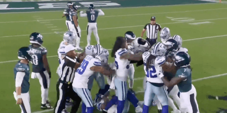 The Eagles and Cowboys got into a heated scuffle.