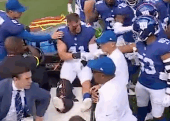 Giants linebacker Micah McFaddden carted off on Sept. 7, 2025.