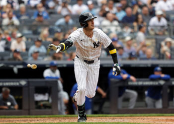 How to watch tonight's Yankees-Red Sox game for free on Apple TV+