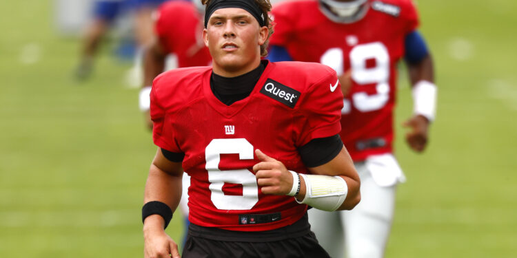 Jaxson Dart the best hope to give woeful NYC football season a spark