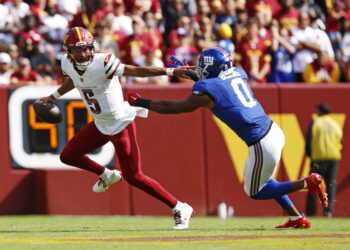 Jayden Daniels kept his perfect Giants record intact