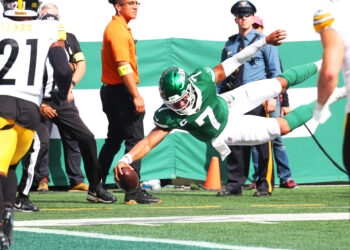 Jets offense's 394-yard Week 1 the start of a quest for perfection