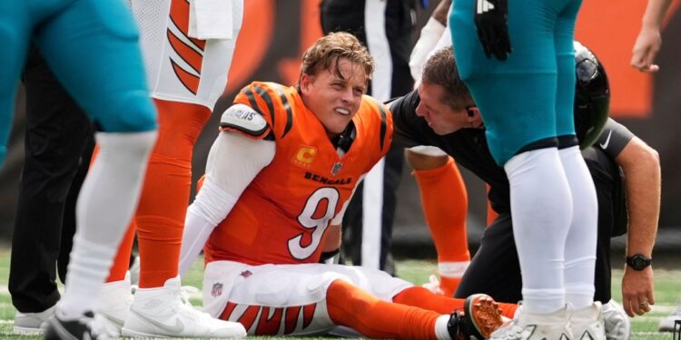 Starting Bengals QB Joe Burrow is expected to miss significant time after suffering what is believed to be Grade 3 toe turf.