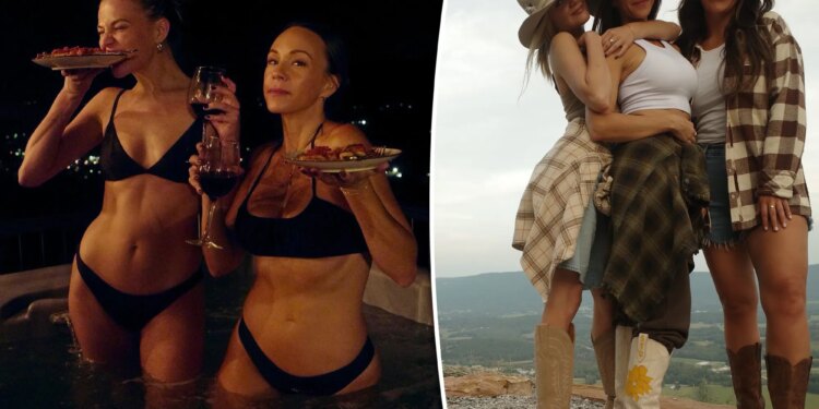 Kelsea Ballerini posts September Instagram dump featuring bikini photos and mountain adventures