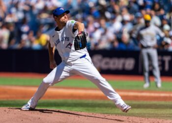 Toronto Blue Jays pitcher Max Scherzer pitching.