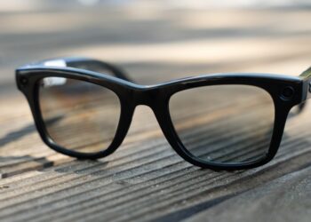 Meta’s new Ray-Ban smart glasses have twice the battery life