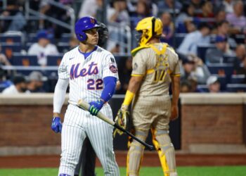 Juan Soto #22 of the New York Mets at bat.