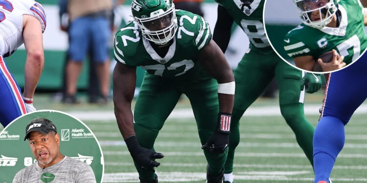 Not just Aaron Glenn, Justin Fields in spotlight after Jets' troubling start