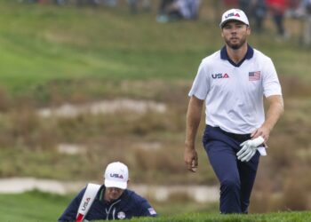 Sam Burns walks up the 18th green during his Ryder Cup practice round on Sept. 25, 2025.