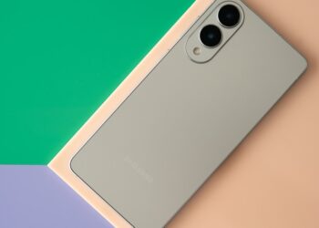 Samsung’s ultra-thin Galaxy S25 Edge is $400 off right now