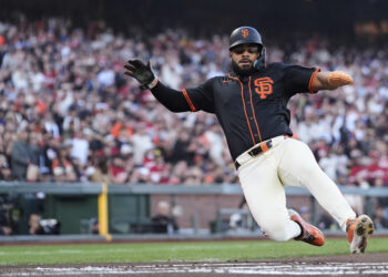 Seize $300 in bonus bets with winning $5 bet for Cardinals vs. Giants