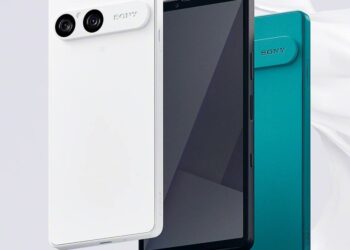 Sony’s new Xperia phone jumps on the camera bar bandwagon