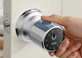 TCL’s new smart lock squeezes four unlocking methods into a door knob