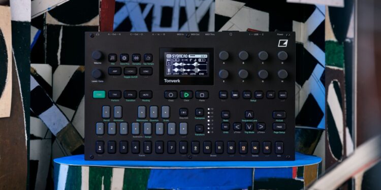 Tonverk is Elektron’s new polyphonic sample mangler and groovebox