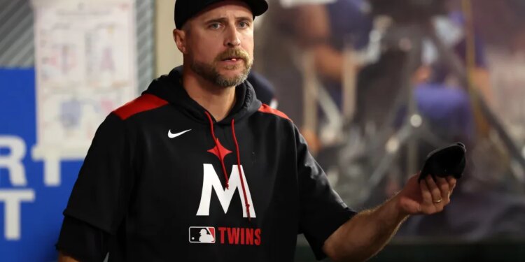 Minnesota Twins manager Rocco Baldelli in the dugout.