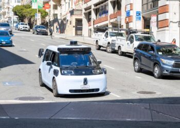 Waymo is launching a new service for business travelers