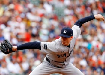 Tim Hill pitches during the Yankees-Orioles game on Sept. 21, 2025.
