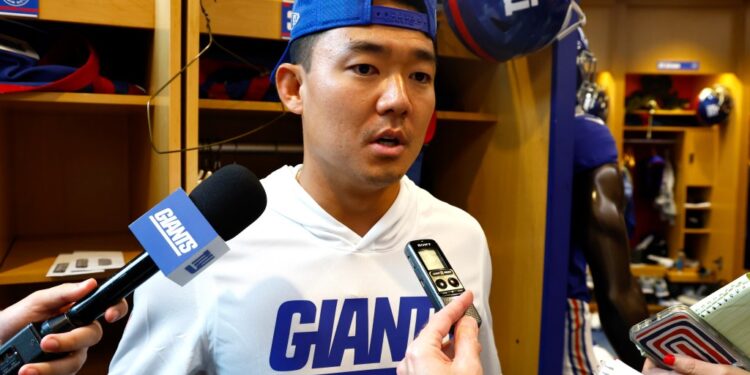 Younghoe Koo speaks to the media after Giants practice on Sept. 25, 2025.