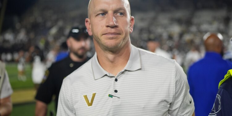 Bet $5, get $200 in bonus bets win or lose for Vanderbilt vs. Alabama