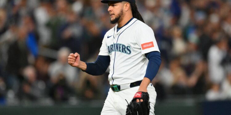 Bet $5, get $300 in bonus bets if your bet wins for Blue Jays vs. Mariners