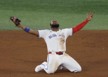 Bet $5, get $300 in bonus bets if your bet wins for the 2025 World Series