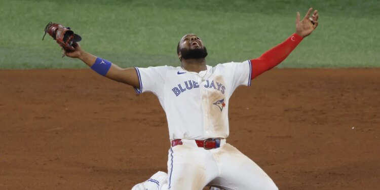 Bet $5, get $300 in bonus bets if your bet wins for the 2025 World Series