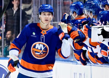 Get a 20% first deposit match up to $1,600 for Islanders vs. Red Wings
