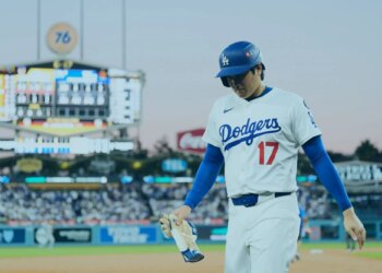 Bet $5, get $300 in bonus bets if your bet wins for Game 1 of the 2025 World Series