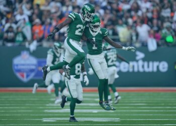 Bet $5, get $300 in bonus bets if your bet wins for Jets vs. Bengals