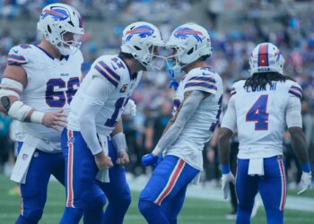 Bet $5, get $300 in bonus bets if your bet wins for Week 9 of the NFL season