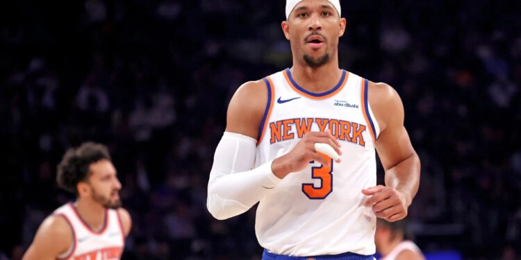 Wager $5, get $300 in bonus bets if your bet wins for Knicks vs. Bucks