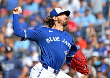 Toronto Blue Jays pitcher Kevin Gausman delivers a pitch.