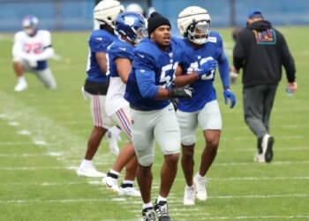 Abdul Carter lands on Giants injury report as he eyes sack breakout