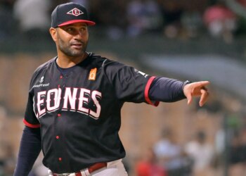 Albert Pujols is no shoo-in for Padres job