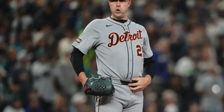 A Detroit Tigers baseball player on the mound.