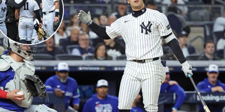 Anthony Volpe undergoes shoulder surgery after rough Yankees season