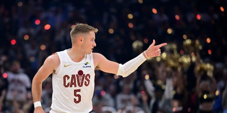 Bet $30, Get $300 FanCash for Cavaliers vs. Celtics