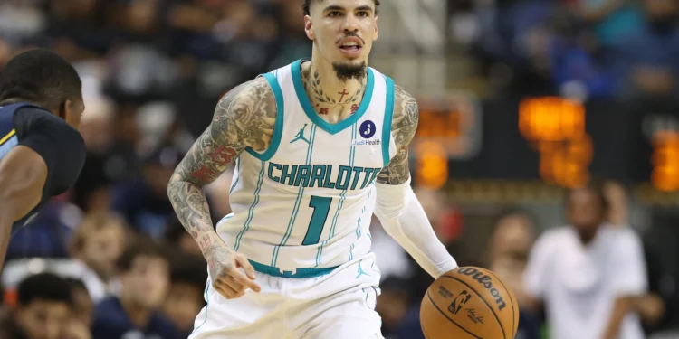 Bet $30, Get $300 FanCash for Nets vs. Hornets