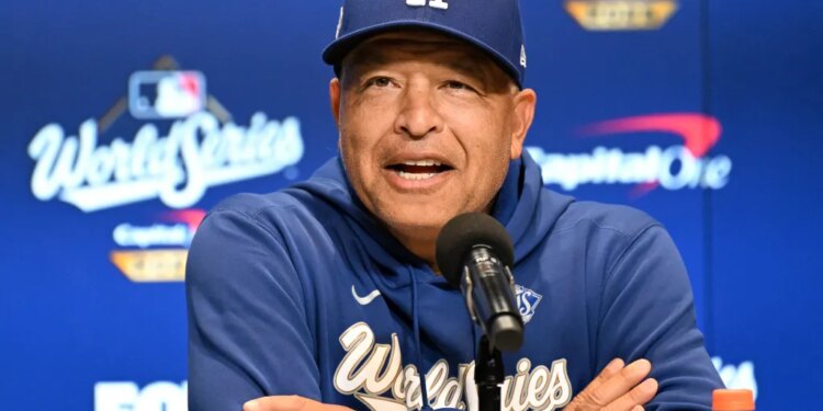 Dodgers manager Dave Roberts
