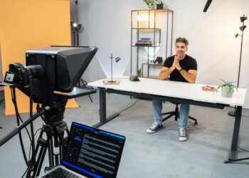 Elgato is launching a bigger teleprompter for presenters, podcasters, and businesses
