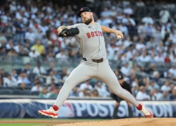 Garrett Crochet held the Yankees to one run over 7 2/3 innings in the Red Sox Game 1 wild-card win.