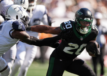 Get $250 in FanCash for Jets vs. Panthers