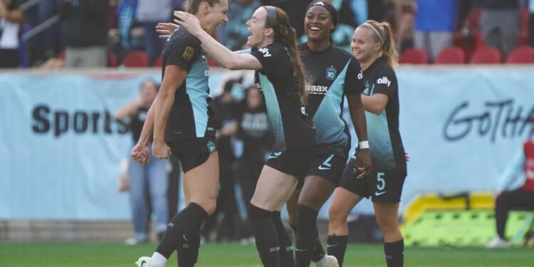 Gotham FC midfielder Jaelin Howell (7) celebrates after scoring a goal during the first half against Racing Louisville FC.