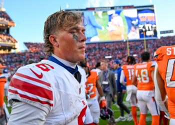 How Giants made history of the wrong kind in maddening loss