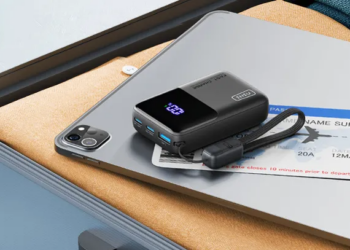 Iniu’s tiny 10,000mAh power bank is almost half off right now