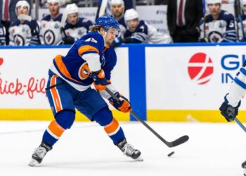 Islanders happy with Max Shabanov's progress