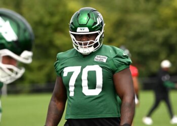 Jets offensive tackle Armand Membou (70) at practice.