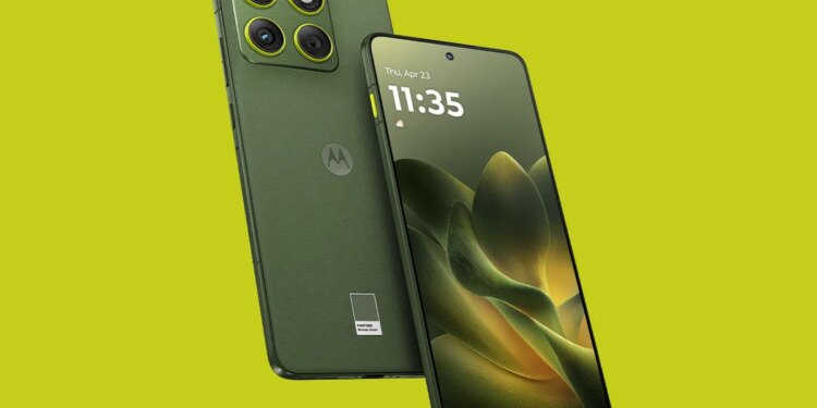 Motorola has a super-thin Air phone too