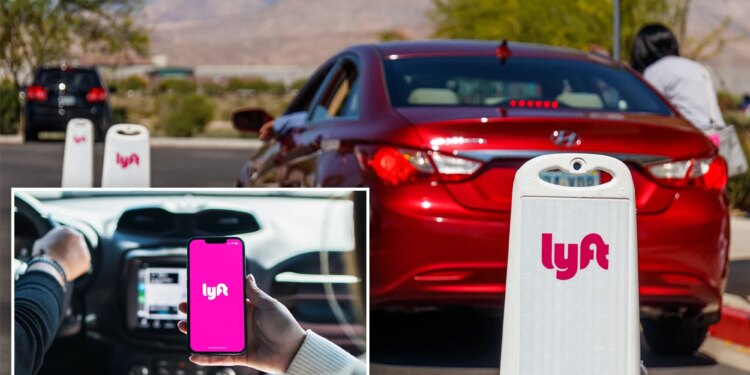 New Lyft feature showing how often riders tip enrages customers